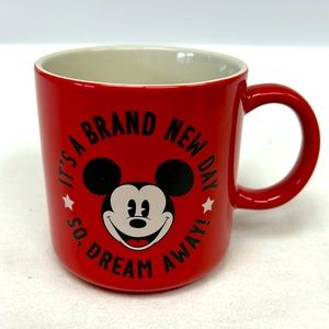 Vintage Hallmark DISNEY ceramic Mickey Mouse mug